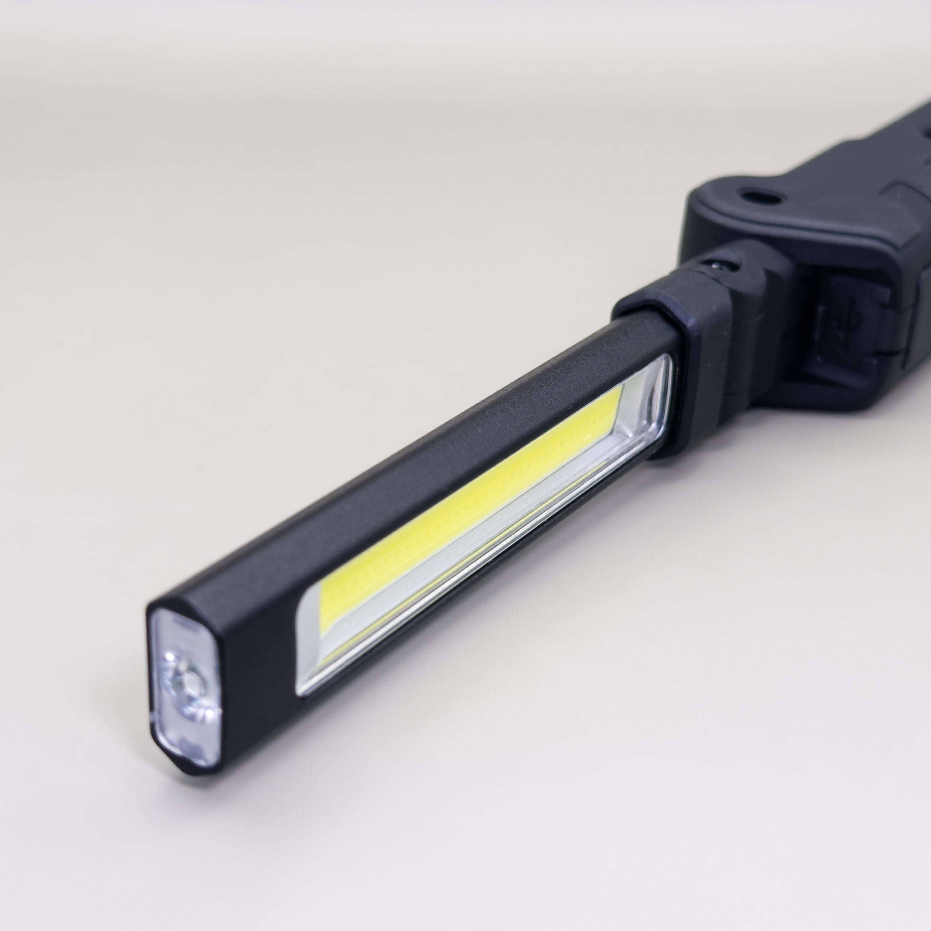 Worklight COB NoxTek Aterion MK1 pour maintenance et éclairage de précision